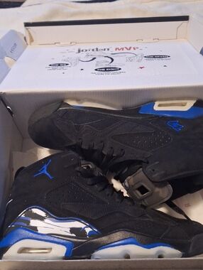 Jordan Black and Royal Blue Retro Basketball Shoes